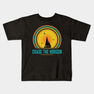 Chase The Horizon - Sailing Kids T-Shirt